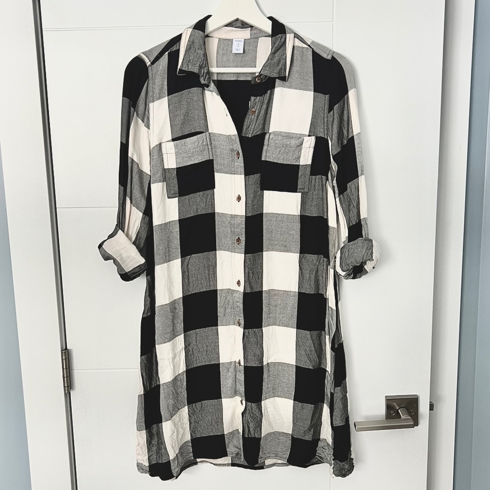 (💛2/$30) Black and white plaid shirt dress